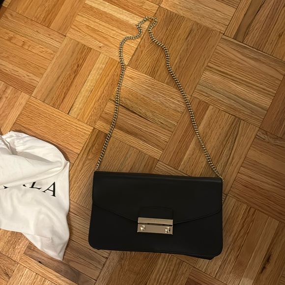 Furla Julia Saffiano Leather Chain Pochette Black - Picture 3 of 7